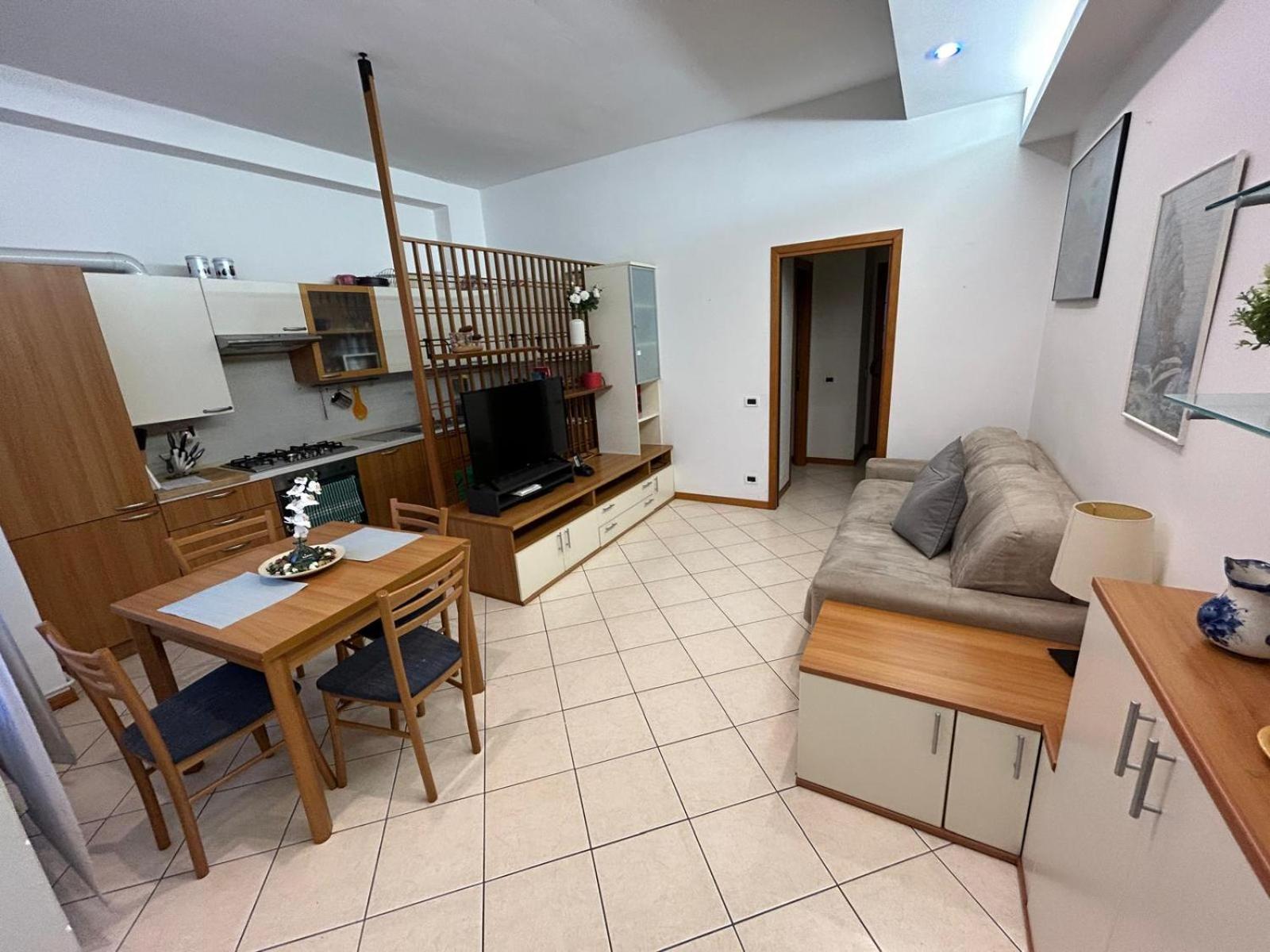 Your Home In Milan - Elegant & Comfortable Stay Exteriör bild